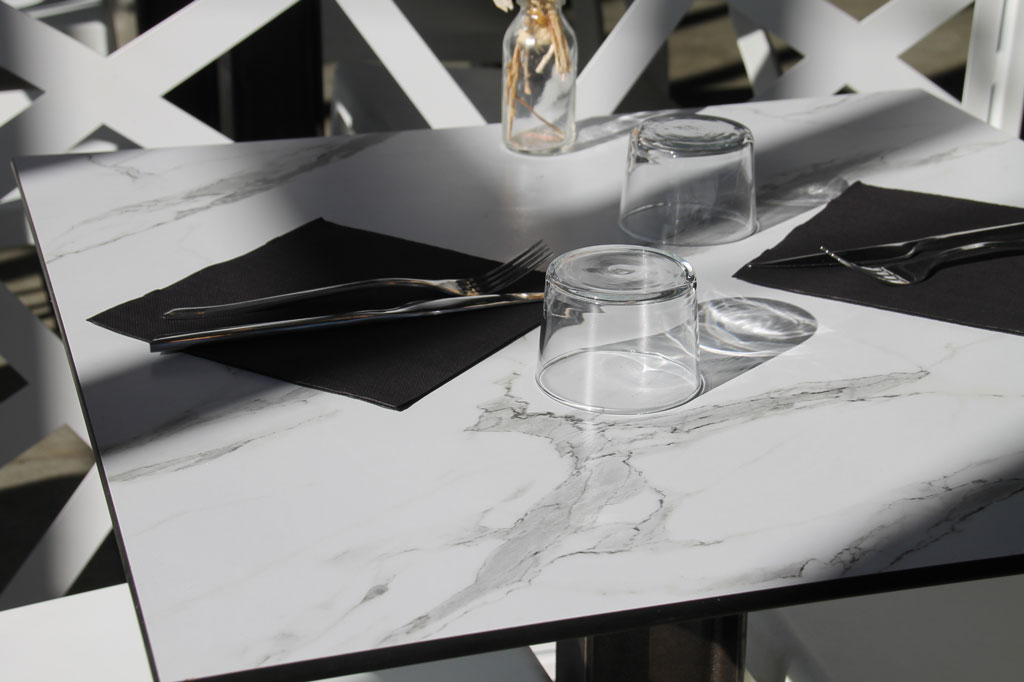 Table restaurant décor marbre